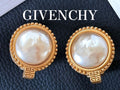 GIVENCHY フェイクパール＆ブランドロゴヴィンテージイヤリングF185