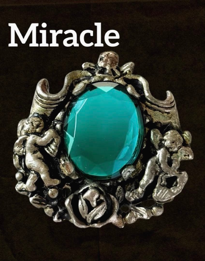 希少！Miracle エンジェル　ガラス　ヴィンテージブローチ F89