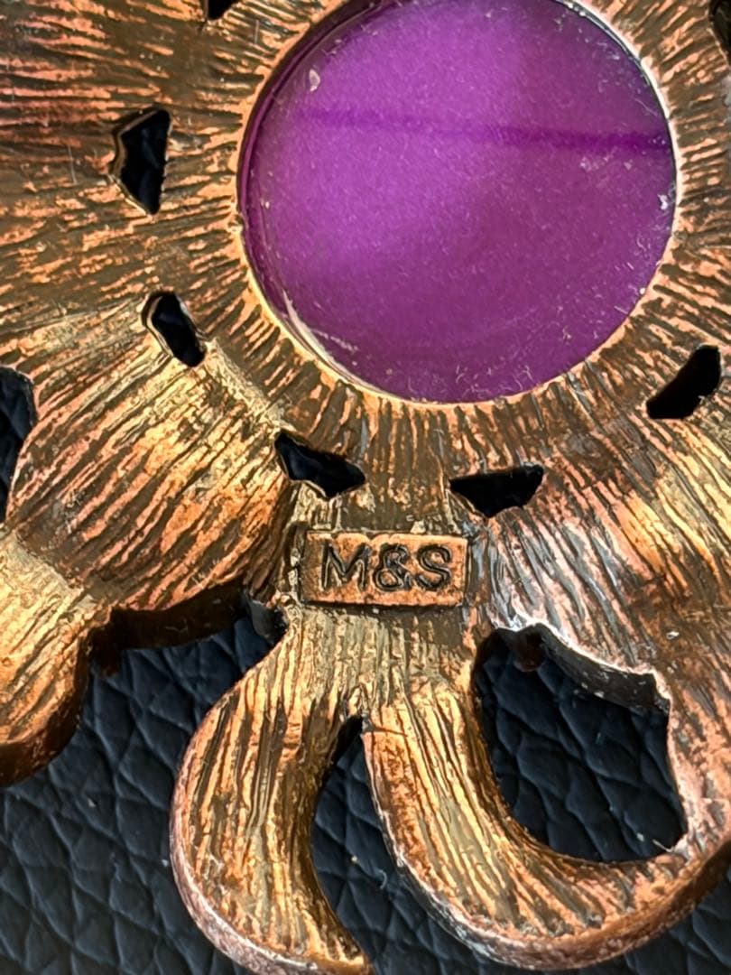 Ｍ&Ｓ 大ぶり イギリス ヴィンテージブローチA430