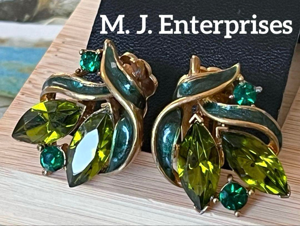 M. J. Enterprisesヴィンテージ イヤリングA87