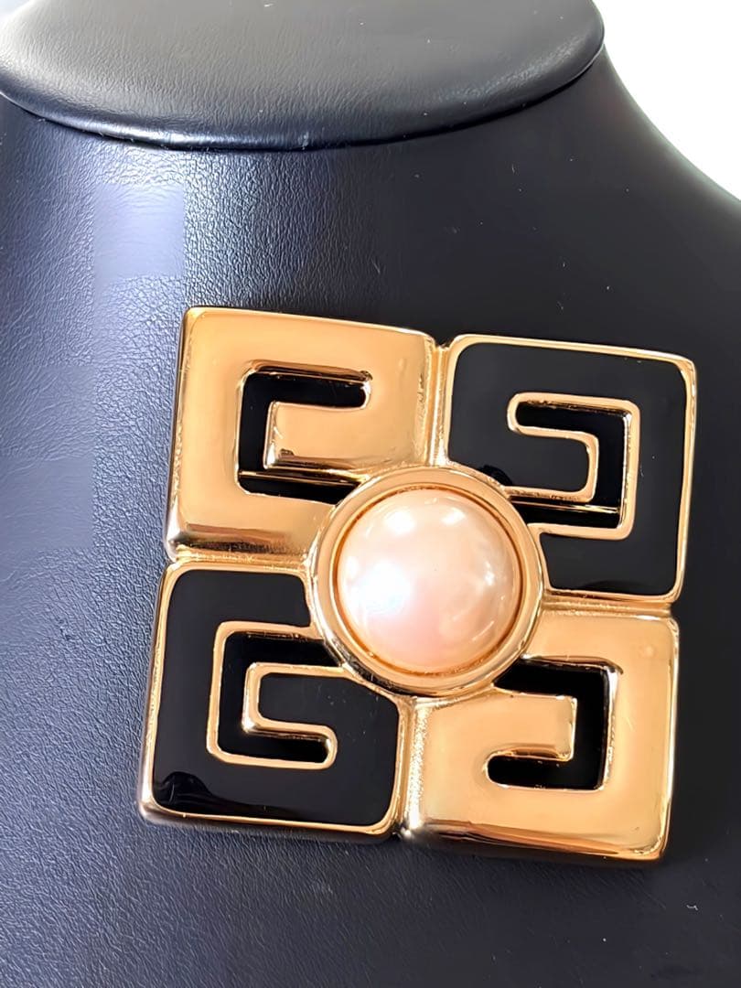 GIVENCHY 大ぶり ヴィンテージブローチH34